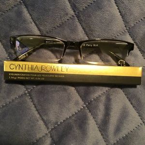 Cynthia Rowley Makeup - Cynthia Rowley Eyeliner Crayon in Matte Brown Cynthia Rowley Makeup - Cynthia Rowley Eyeliner Crayon in Matte Brown